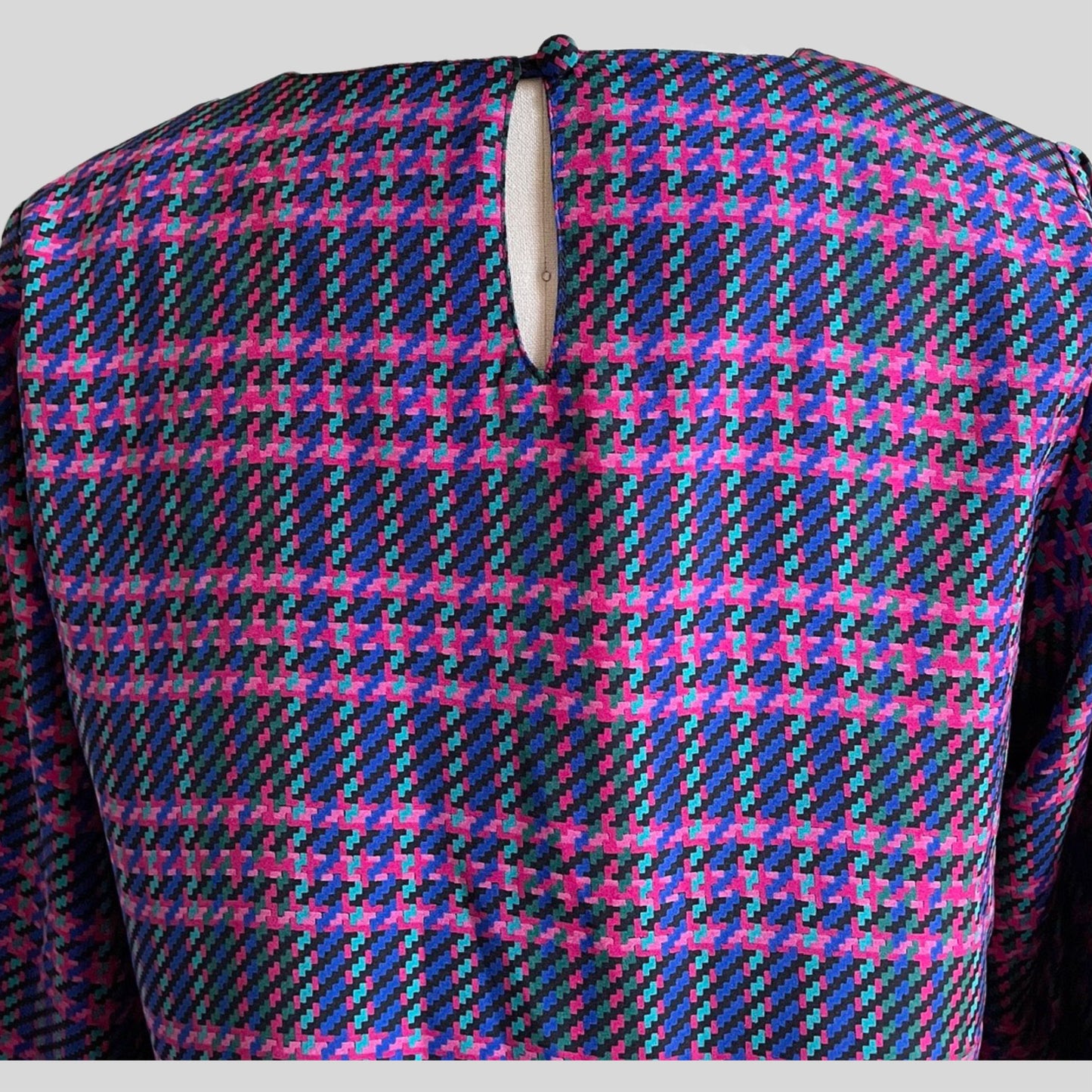 80s/90s Multi color Houndstooth Plaid Secretary Top