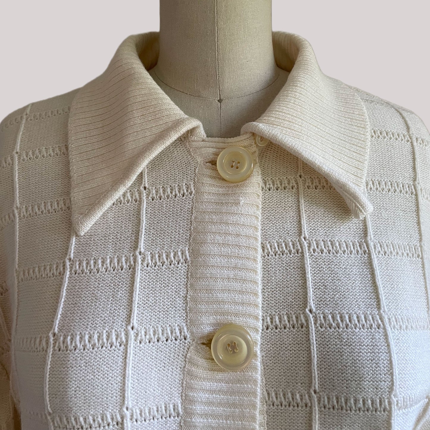 60s/70s Beige Collared Knit Cardigan