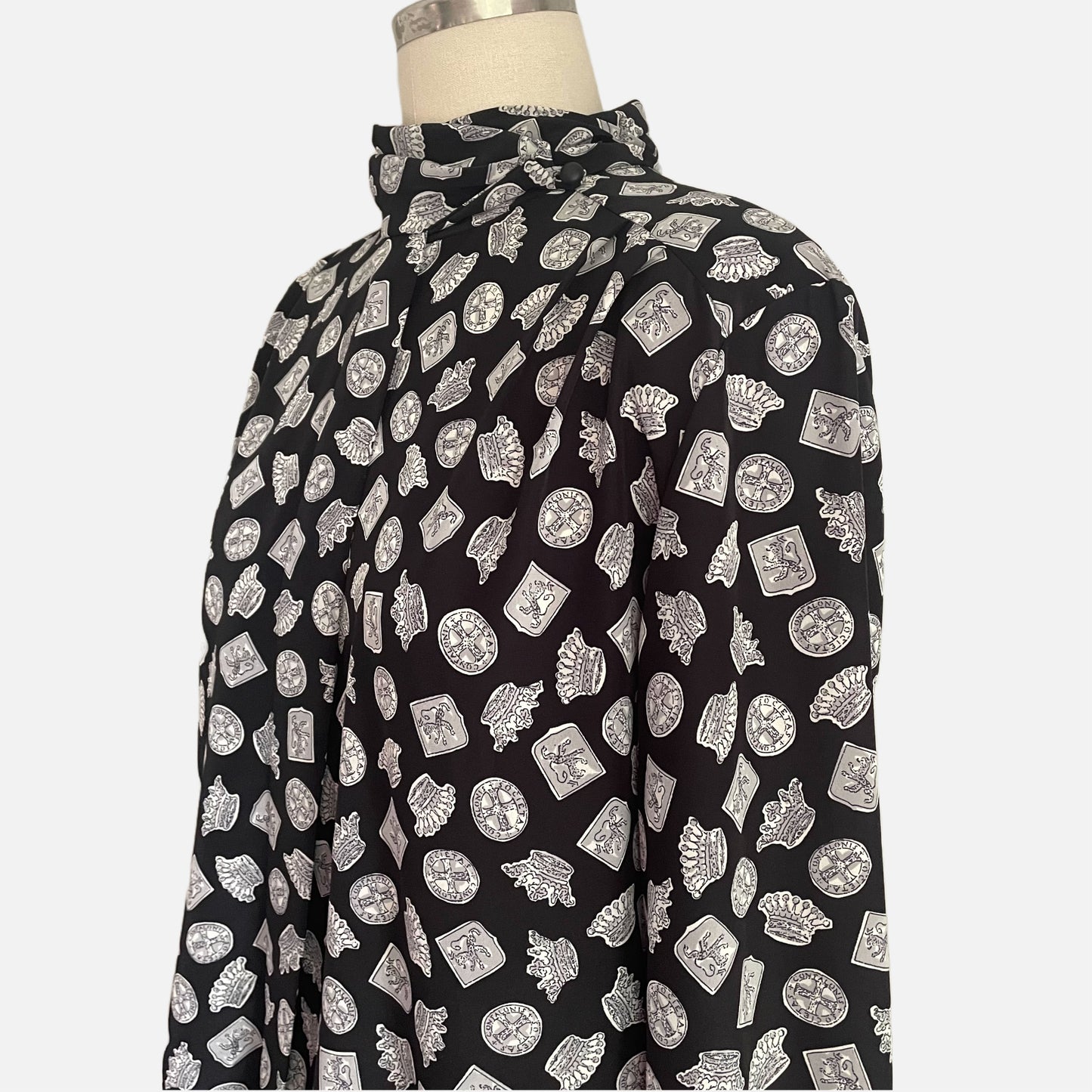 80s Heraldic Print Secretary Top