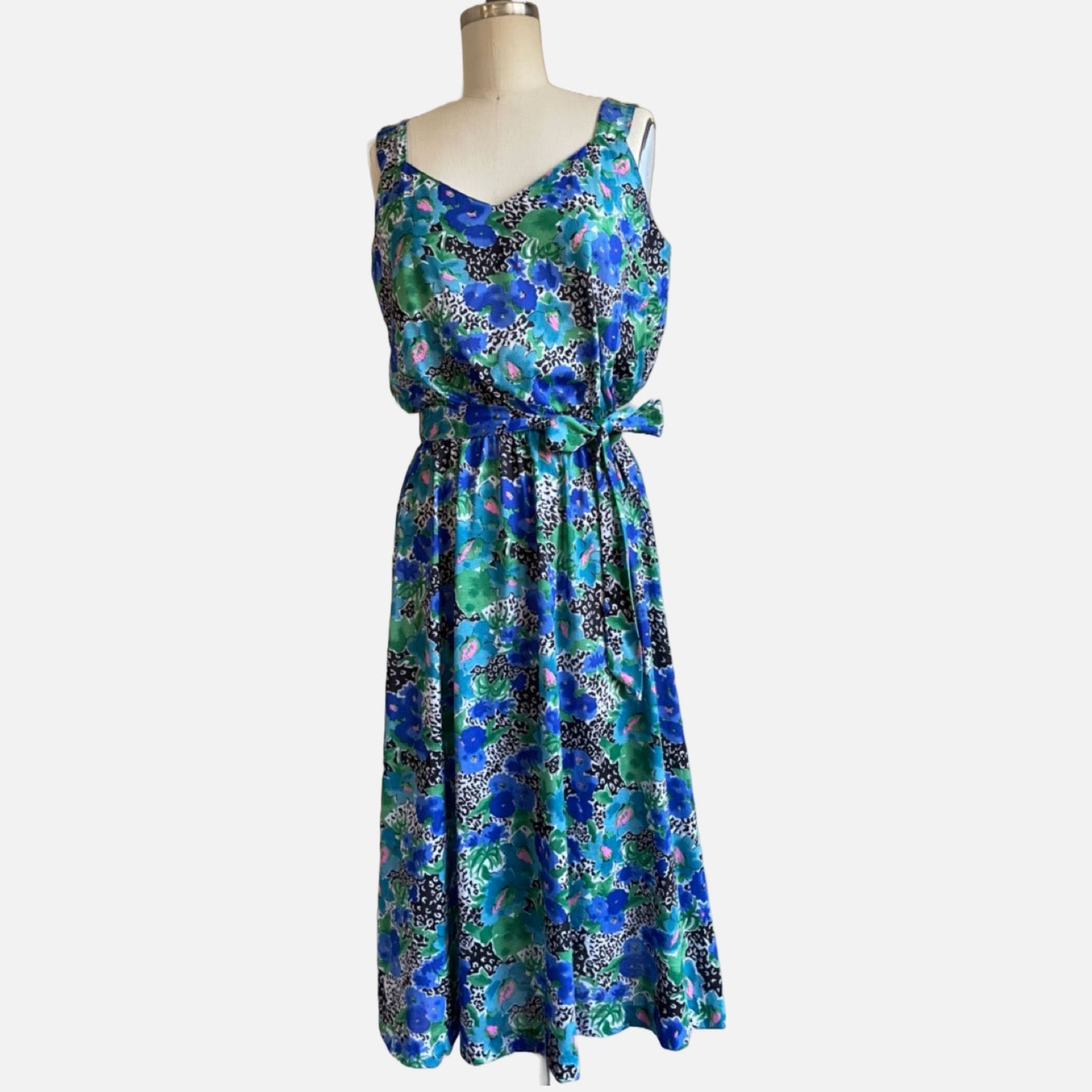 80s/90s Blue Floral and Animal Print Sleeveless Sundress