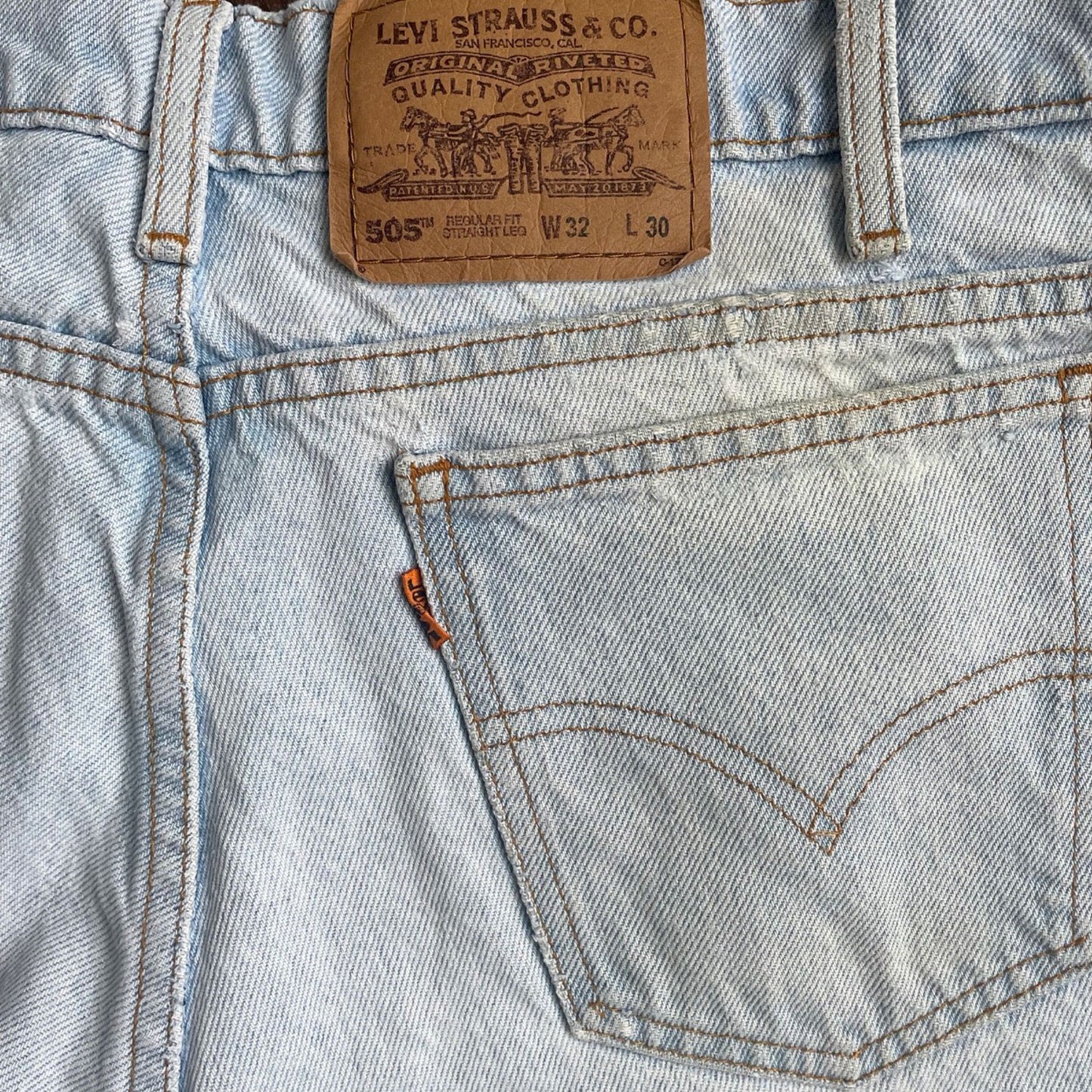 90s/Y2K Light Wash and Distressed Levi 505s