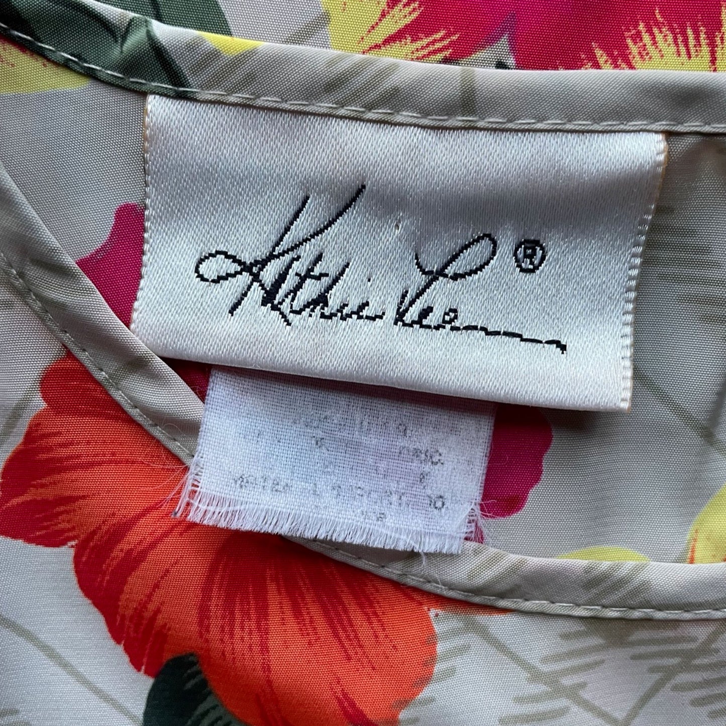 80s|90s Plaid and Floral Short Sleeve Top